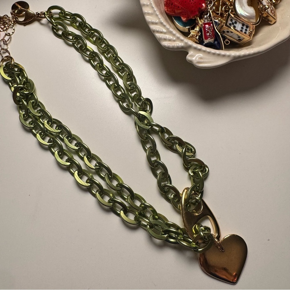 Gold‎ heart Y2k chain necklace , 2000s nostalgia, chunky trendy necklace - Picture 8 of 9